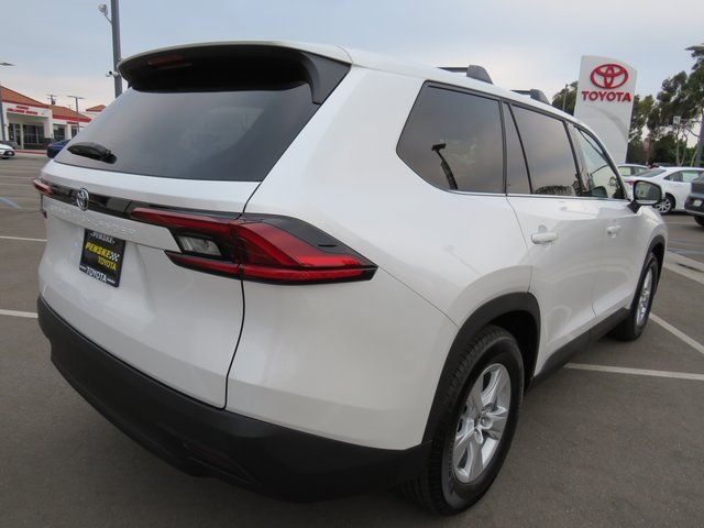 New 2026 Toyota Grand Highlander LE image 10