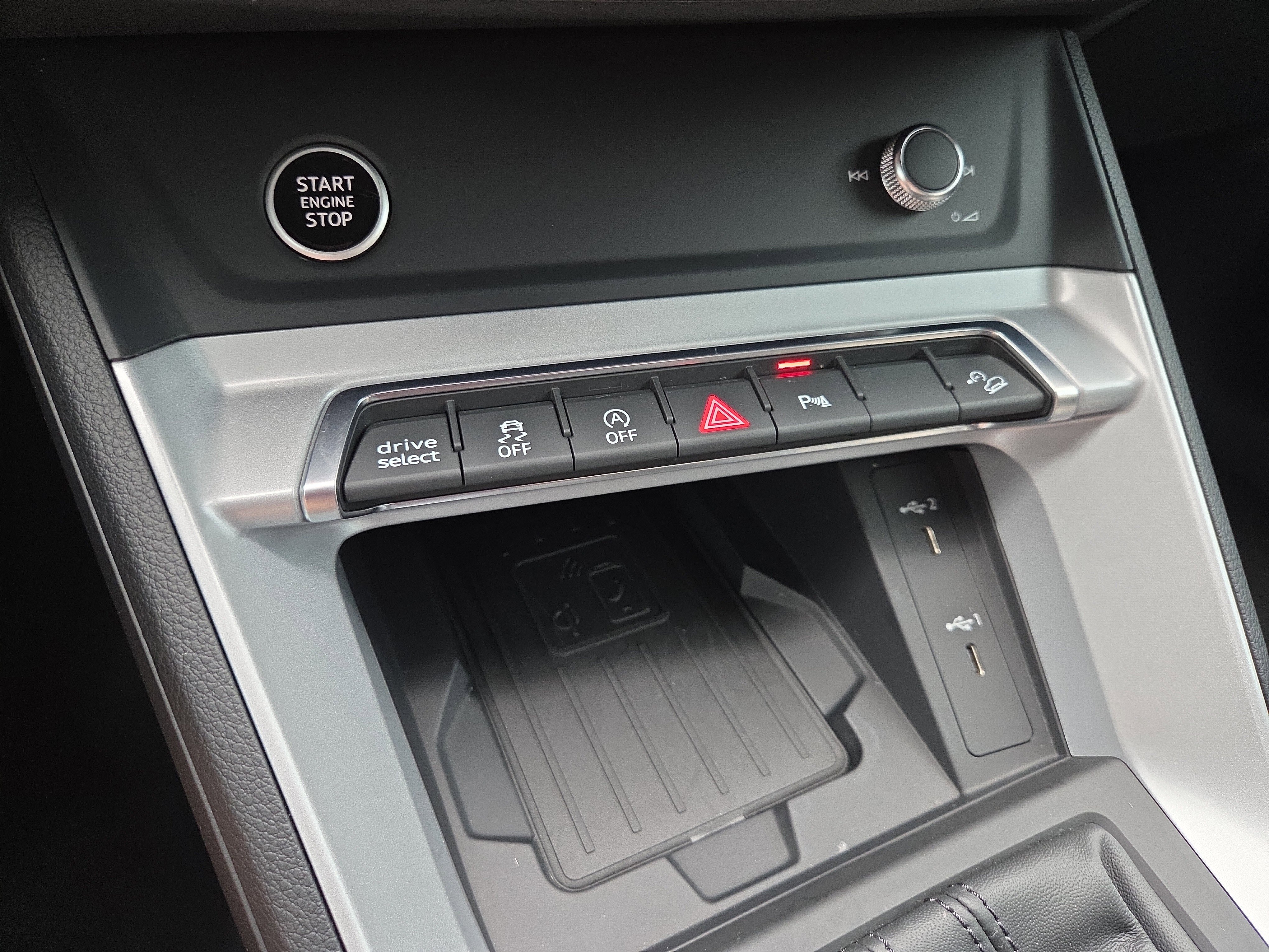 Used 2023 Audi Q3 2.0T Premium Plus w/ Premium Plus Package image 15