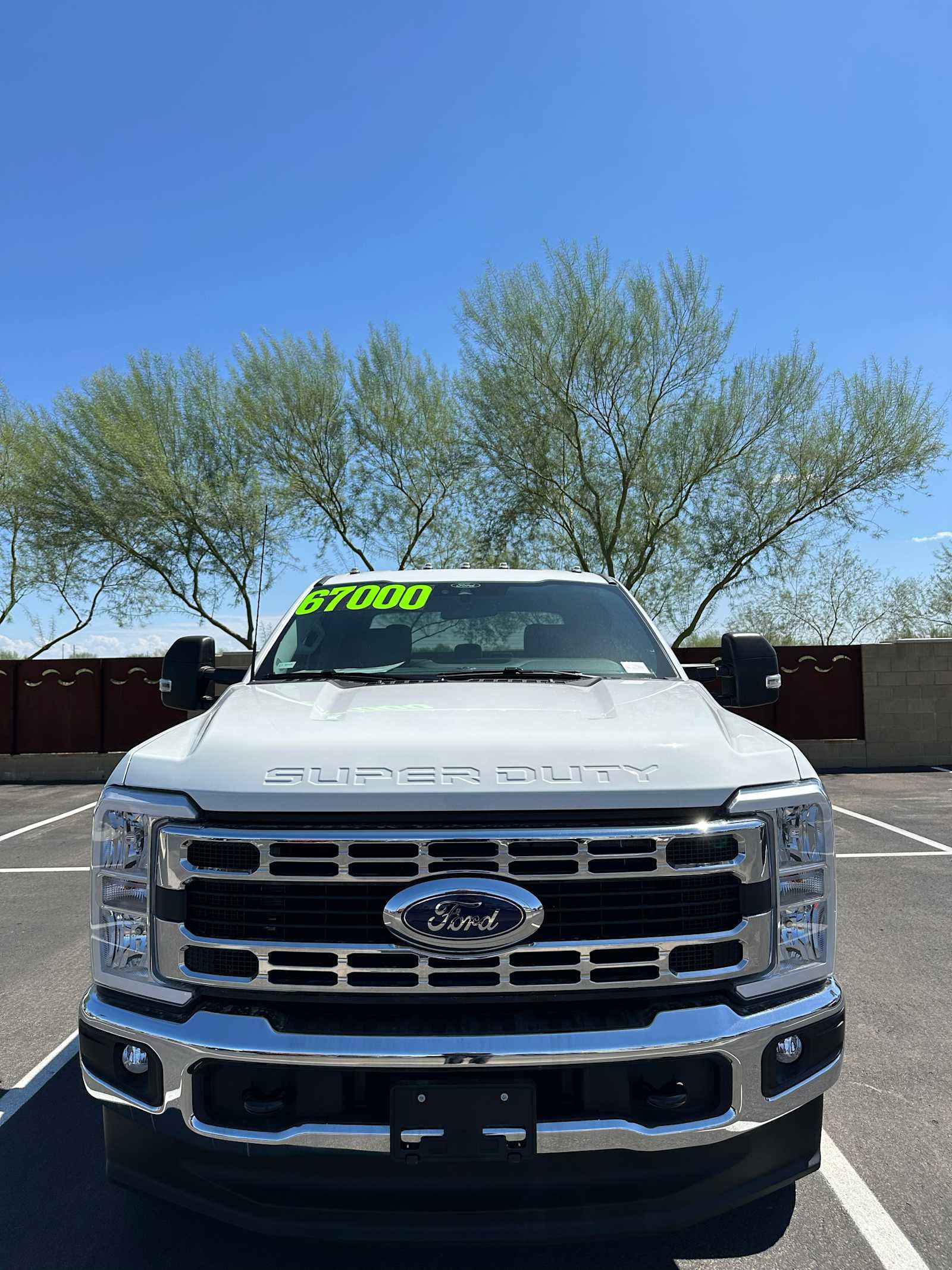 Used 2025 Ford F350 XLT AWD/4WD image 2