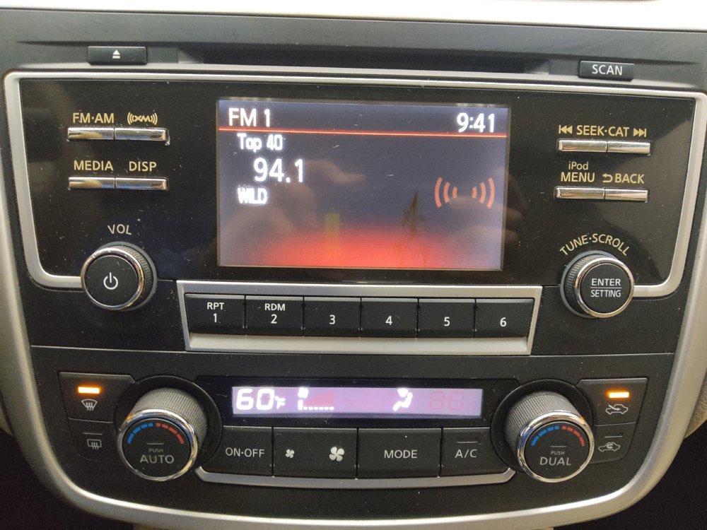 Used 2017 Nissan Altima 2.5 SV image 25