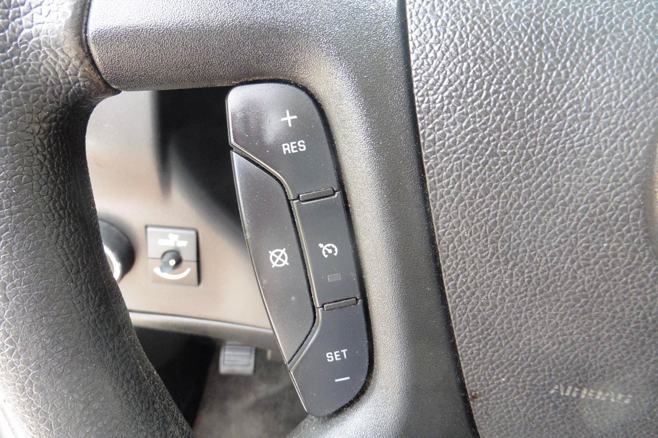 Used 2017 Chevrolet Express 3500 LT w/ LT Preferred Equipment Group RWD image 7