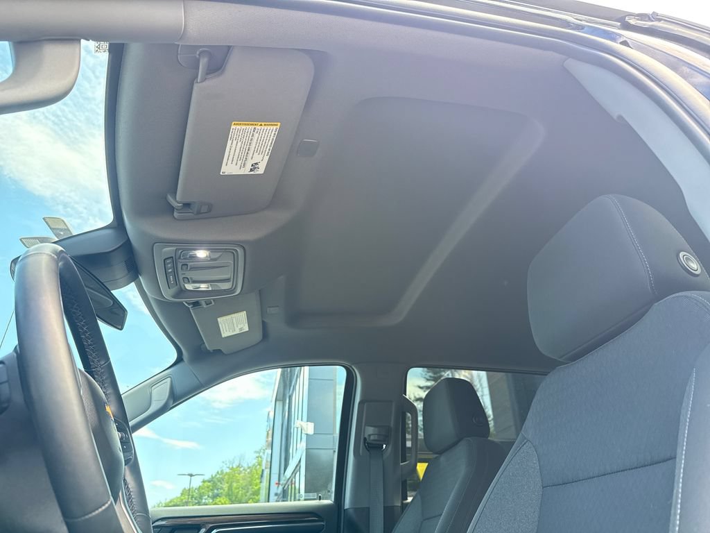 Used 2023 Chevrolet Silverado 1500 LT AWD/4WD image 19