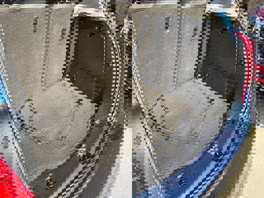 Used 2019 Chevrolet Trax LT w/ LT Convenience Package image 27