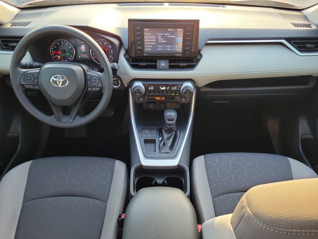 Used 2020 Toyota RAV4 XLE FWD image 13