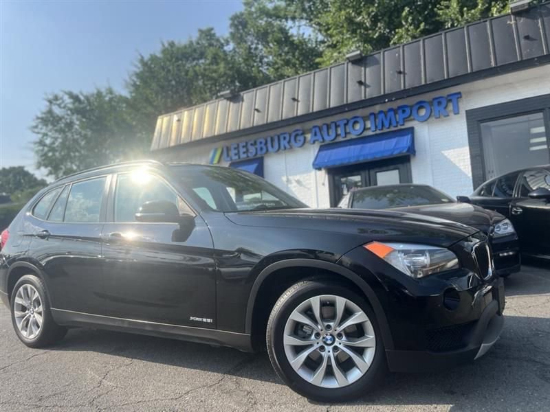 Used 2013 BMW X1 xDrive28i image 1