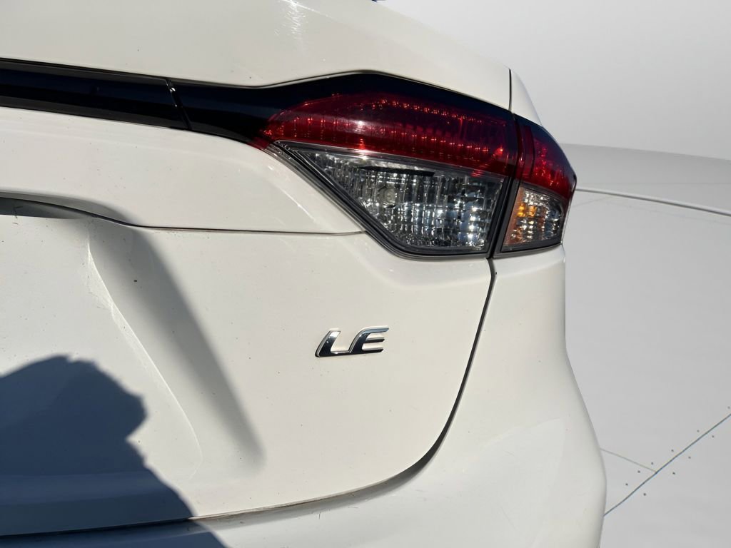 Used 2020 Toyota Corolla LE image 22