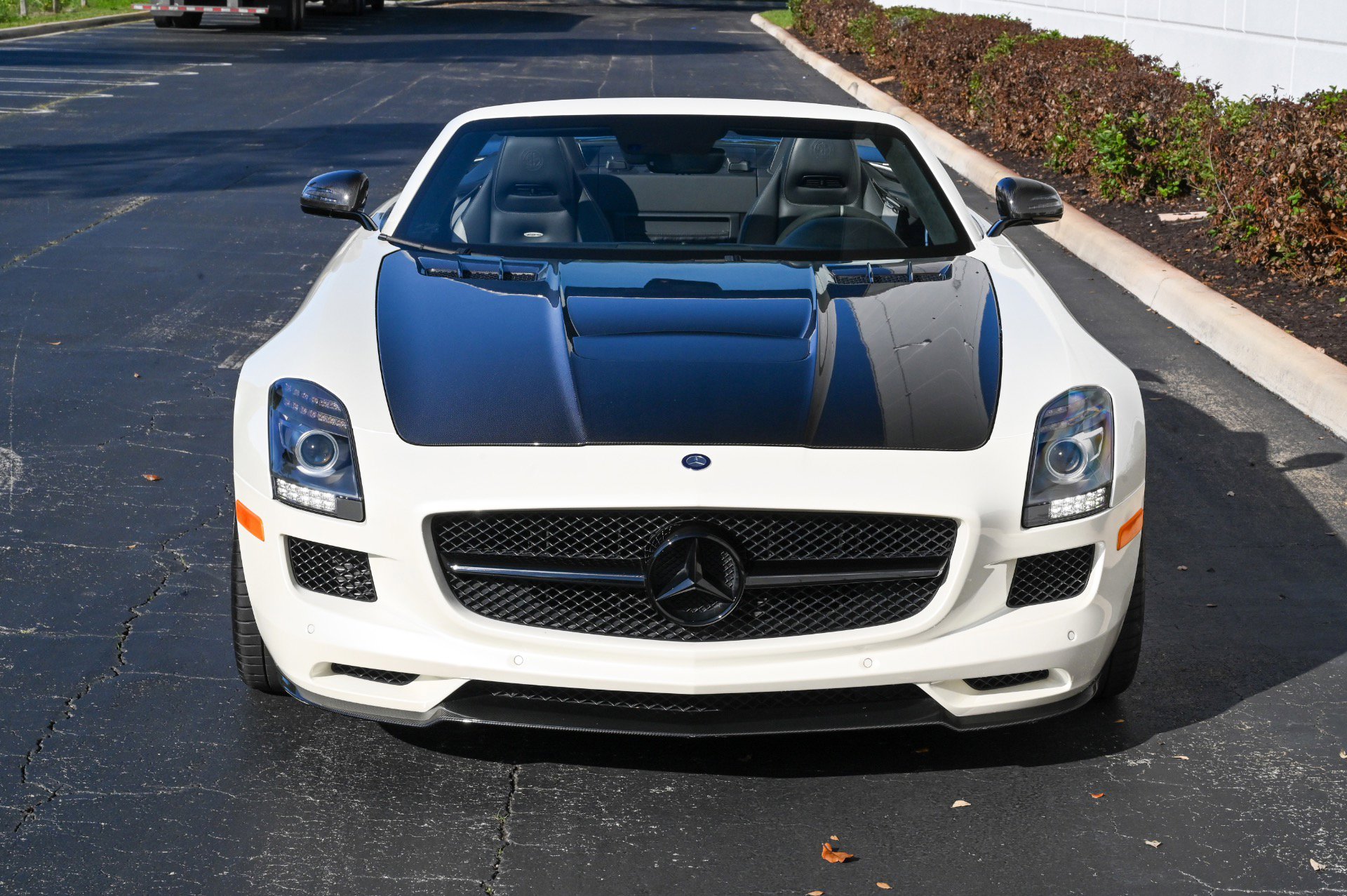Used 2015 Mercedes-Benz SLS AMG GT Final Edition image 9