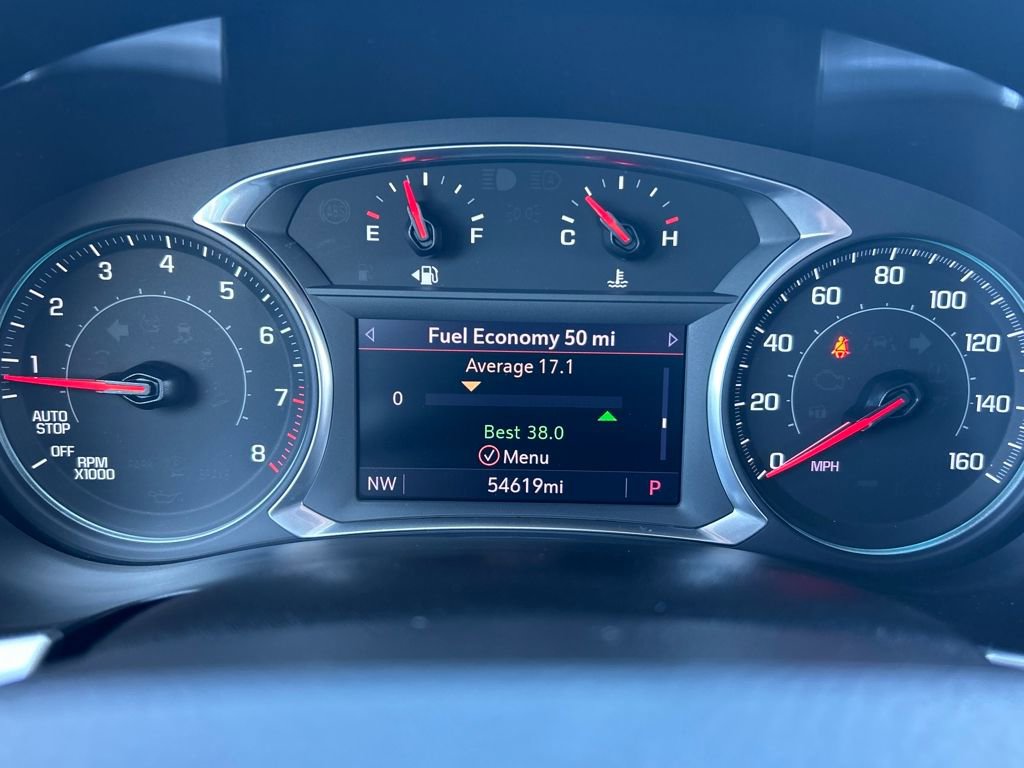 Used 2021 Chevrolet Traverse LT image 12