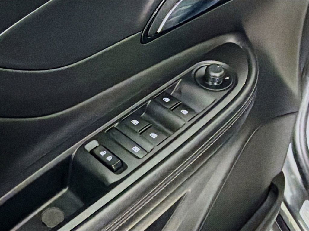 Used 2017 Buick Encore Preferred image 19