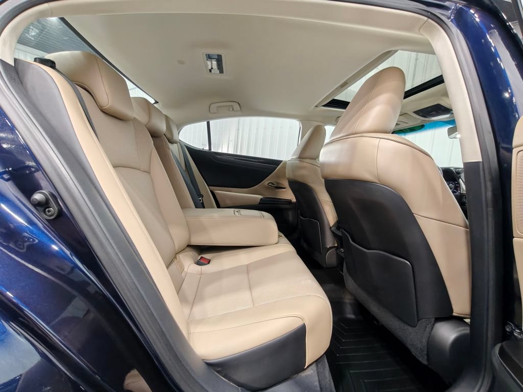 Used 2020 Lexus ES 350 w/ Premium Package FWD image 26