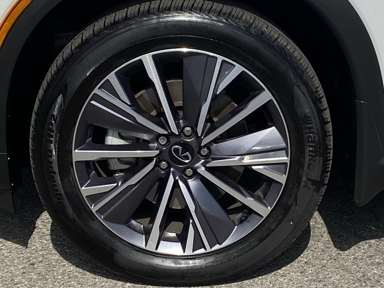 Certified 2026 INFINITI QX60 Luxe w/ Cargo Package FWD image 8