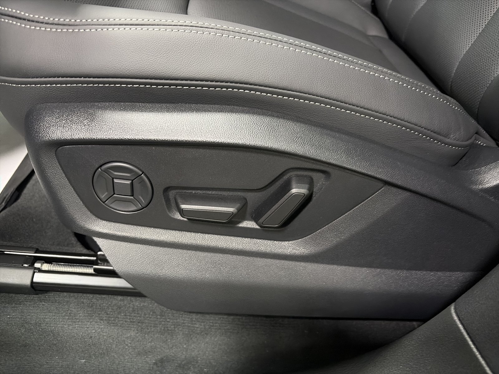 New 2026 Audi Q8 Premium Plus AWD/4WD image 12