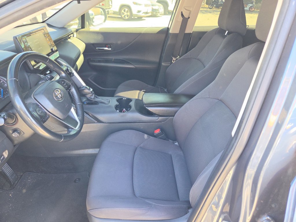 Used 2021 Toyota Venza LE w/ Carpet Mat Package (TMS) AWD/4WD image 10