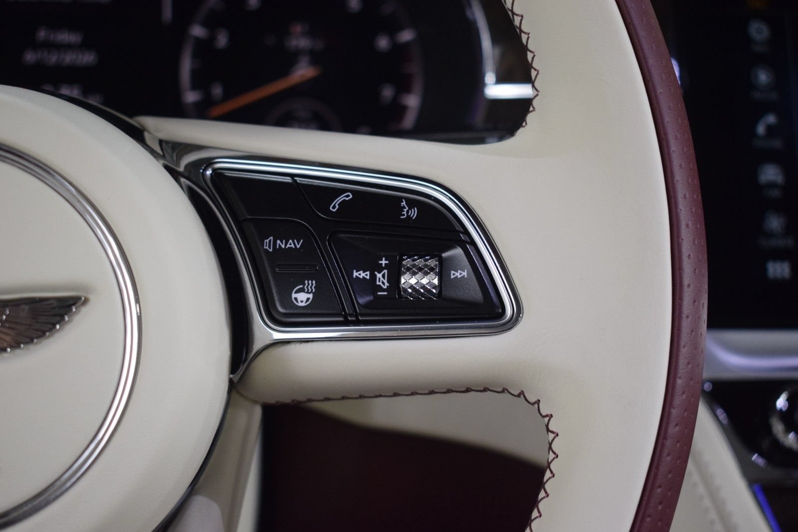 Certified 2021 Bentley Continental GT Mulliner AWD/4WD image 27