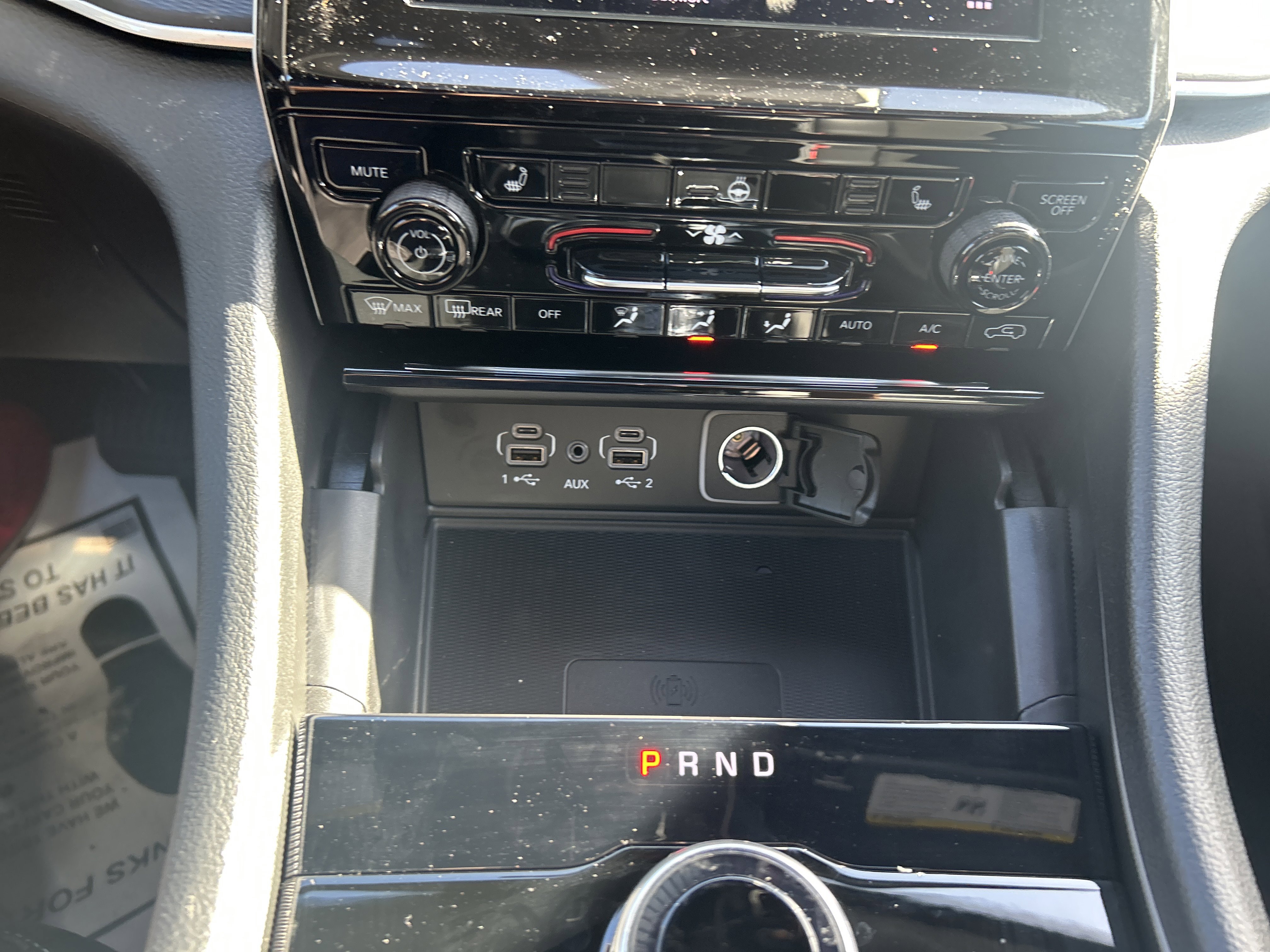 New 2025 Jeep Grand Cherokee Altitude image 24