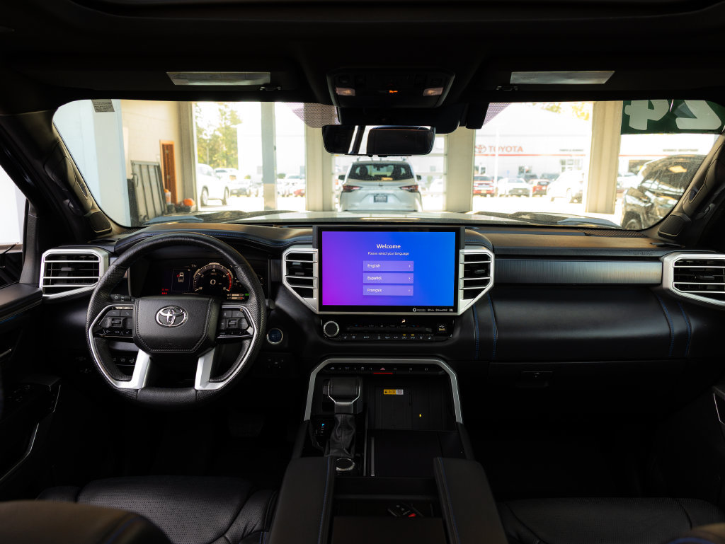 Used 2024 Toyota Tundra Platinum AWD/4WD image 20