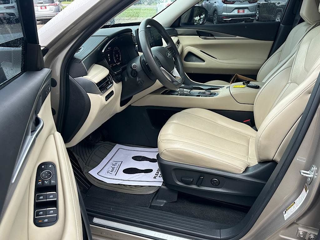 Used 2023 INFINITI QX60 Luxe w/ Cargo Package AWD/4WD image 11