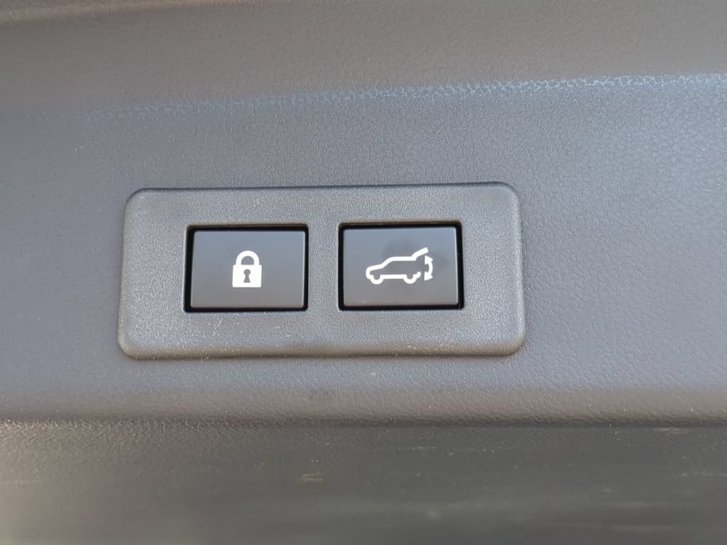 Certified 2026 Subaru Ascent Touring AWD/4WD image 10