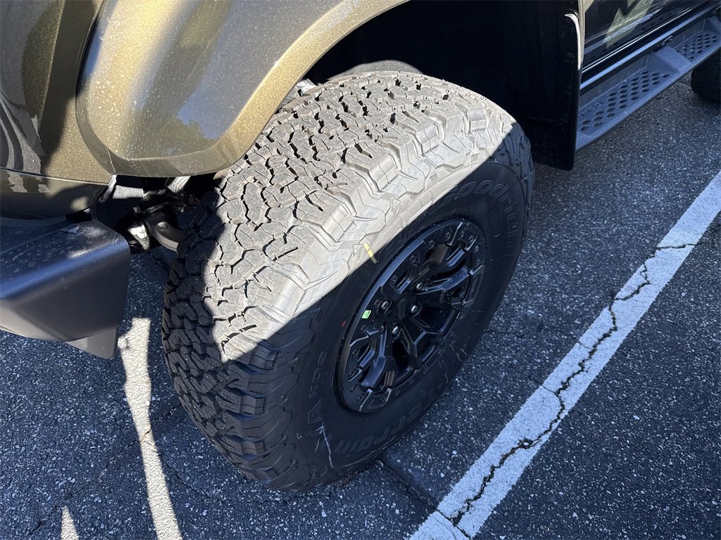 New 2025 Ford Bronco Raptor image 4