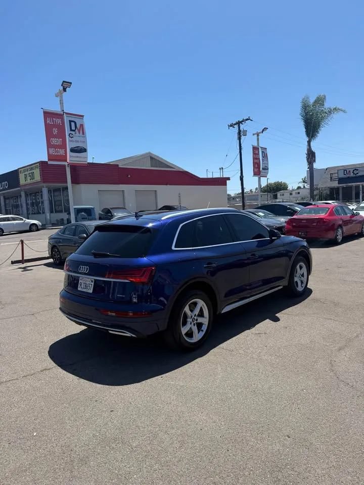 Used 2021 Audi Q5 2.0T Premium w/ Convenience Package AWD/4WD image 4