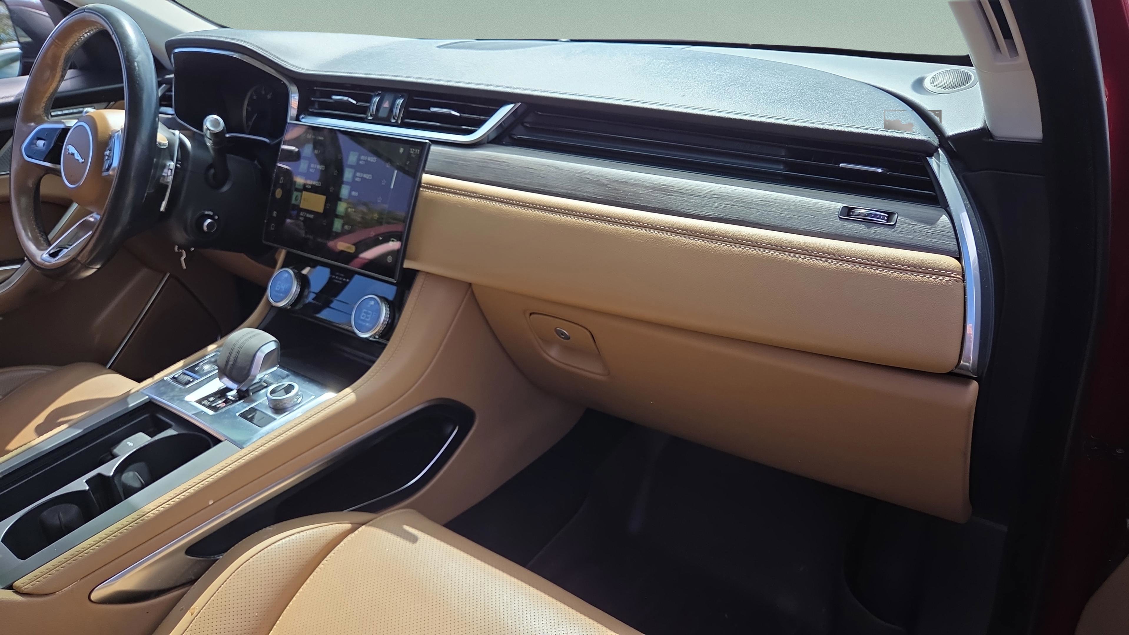 Used 2022 Jaguar F-PACE S image 19