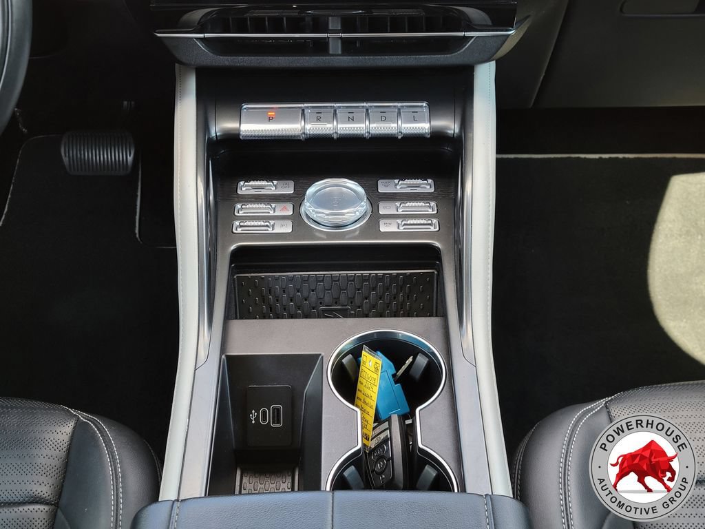 Used 2024 Lincoln Nautilus Reserve AWD/4WD image 23