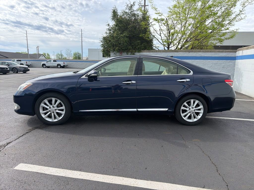 Used 2012 Lexus ES 350 FWD image 2