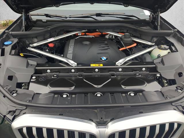 New 2026 BMW X5 xDrive50e w/ Climate Comfort Package image 17