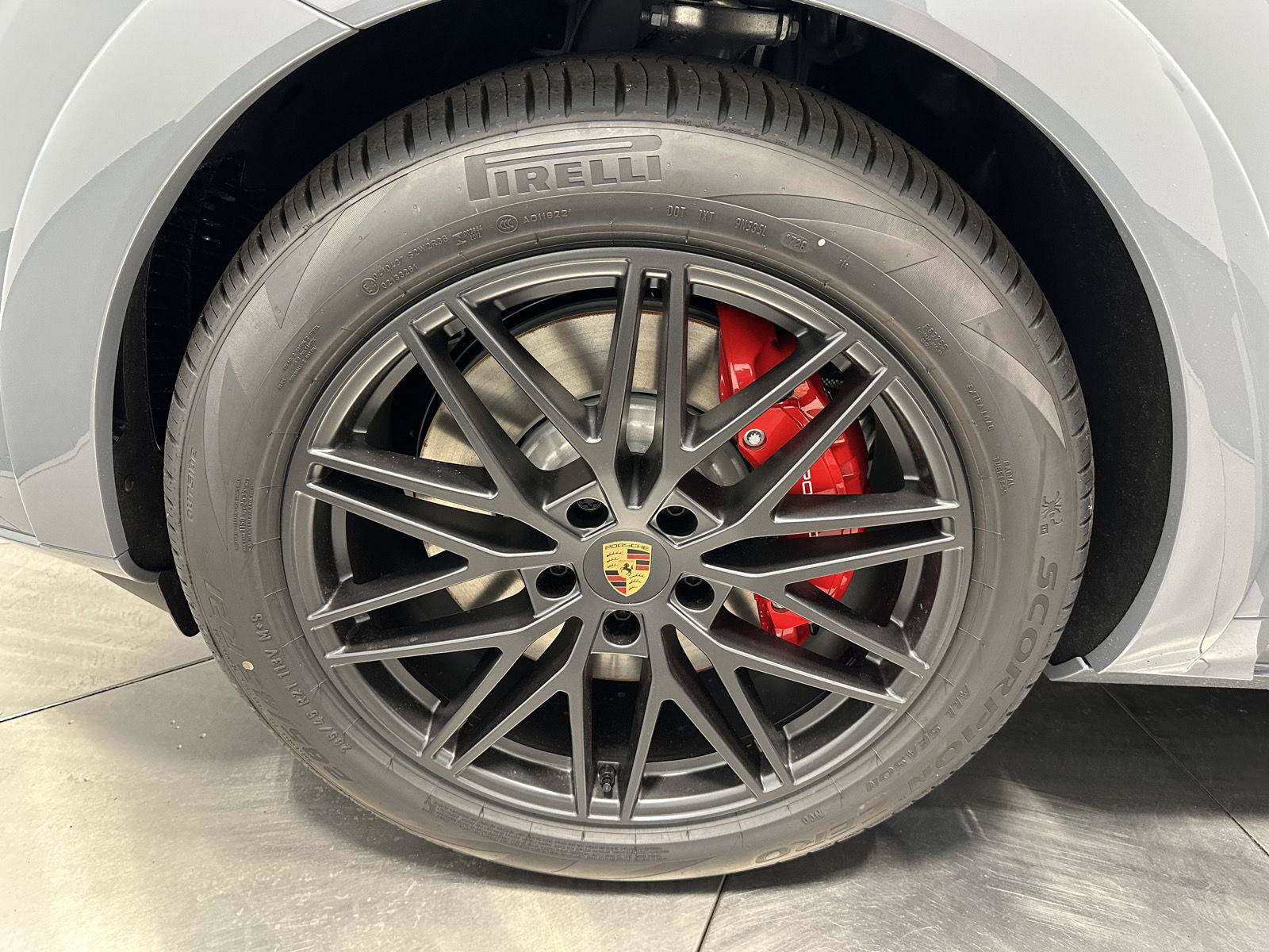 New 2026 Porsche Cayenne GTS AWD/4WD image 11