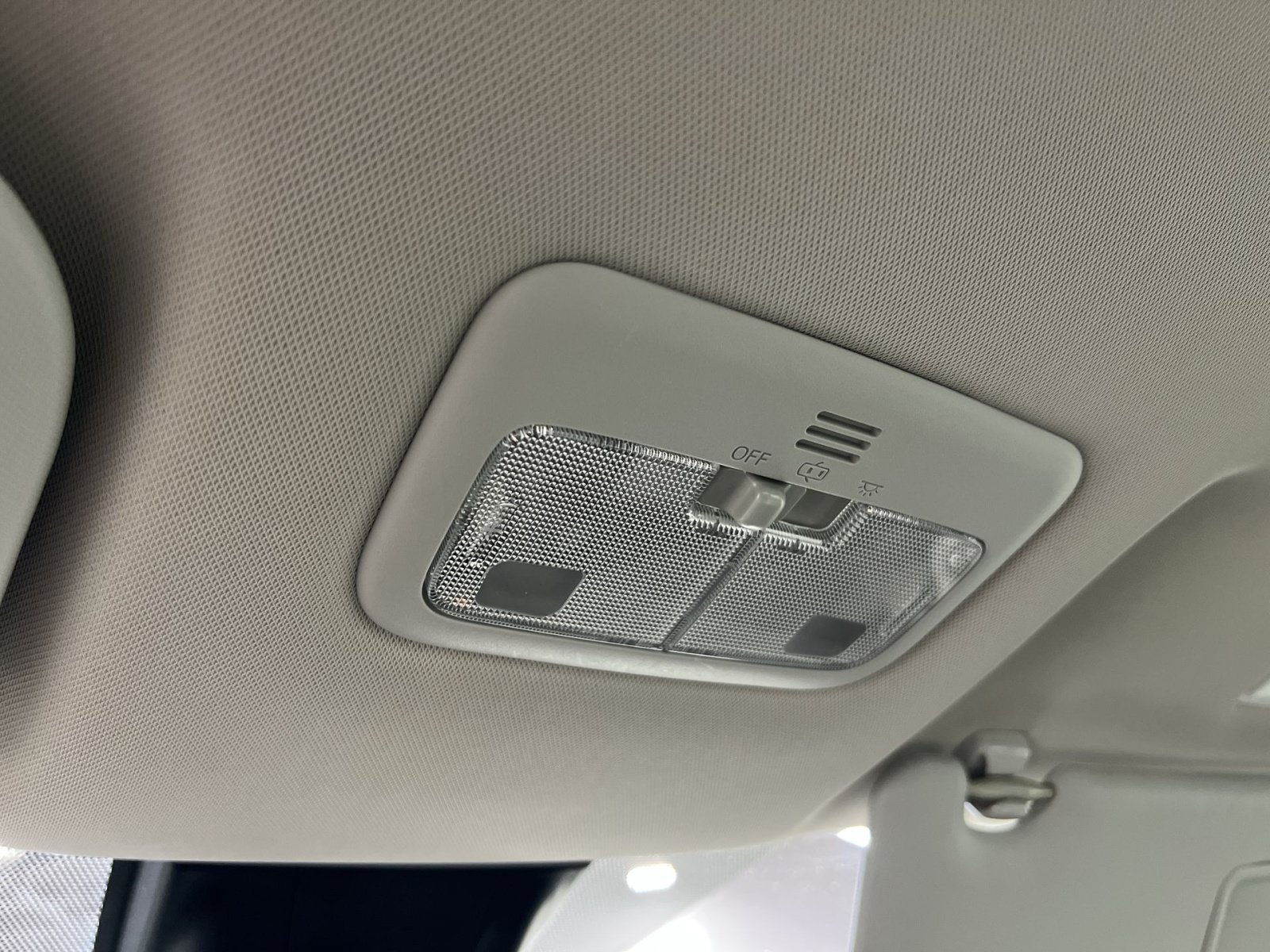 Used 2019 Toyota Corolla LE FWD image 34