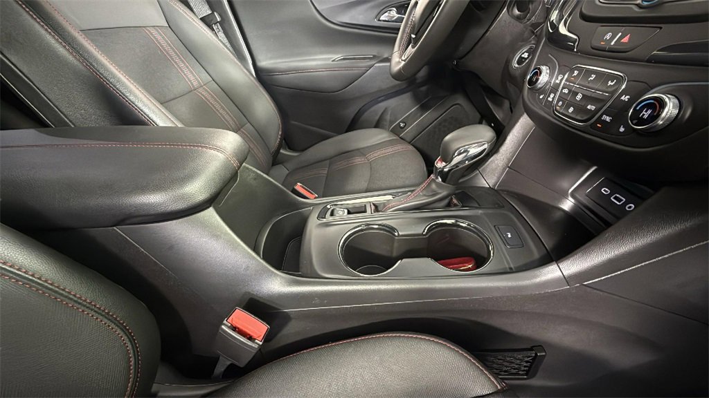 Used 2022 Chevrolet Equinox RS image 34