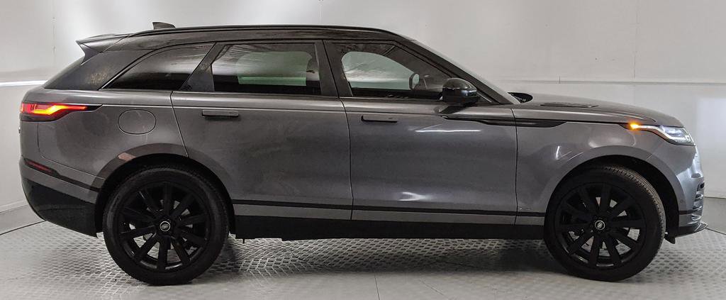 Used 2019 Land Rover Range Rover Velar R-Dynamic SE image 2