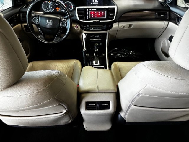 Used 2016 Honda Accord EX-L image 30