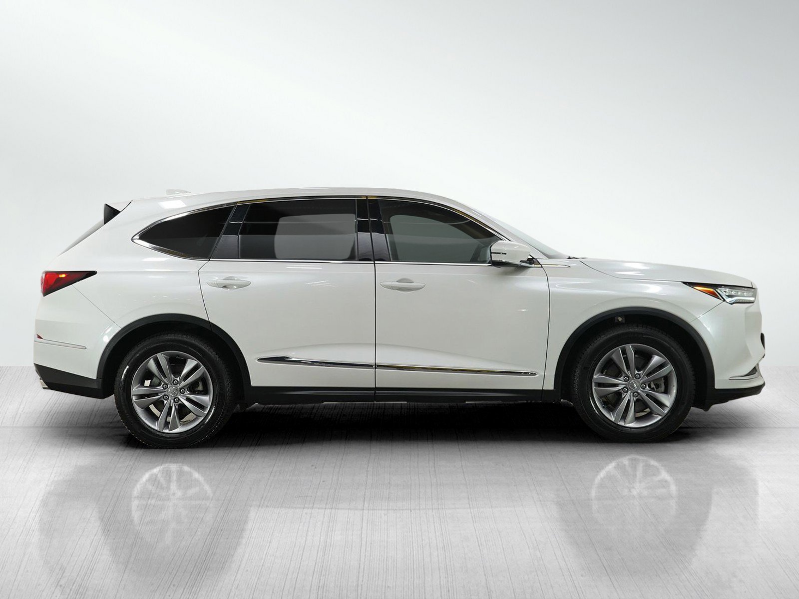 Used 2024 Acura MDX SH-AWD image 6