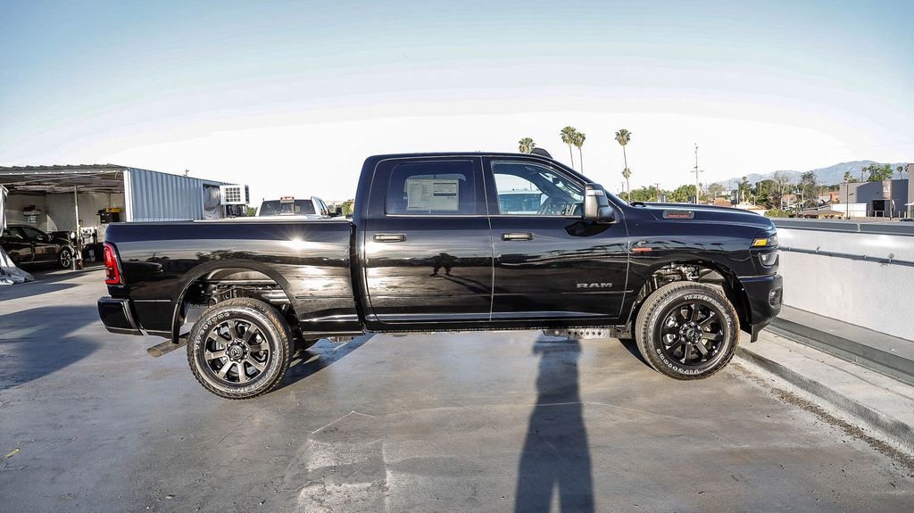 New 2026 RAM 2500 Big Horn AWD/4WD image 13