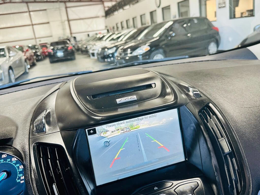 Used 2016 Ford Escape SE w/ Equipment Group 201A image 21