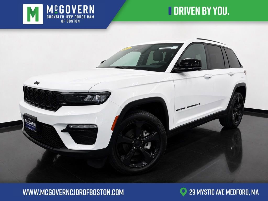 Used 2023 Jeep Grand Cherokee Limited w/ Black Appearance Package AWD/4WD image 1