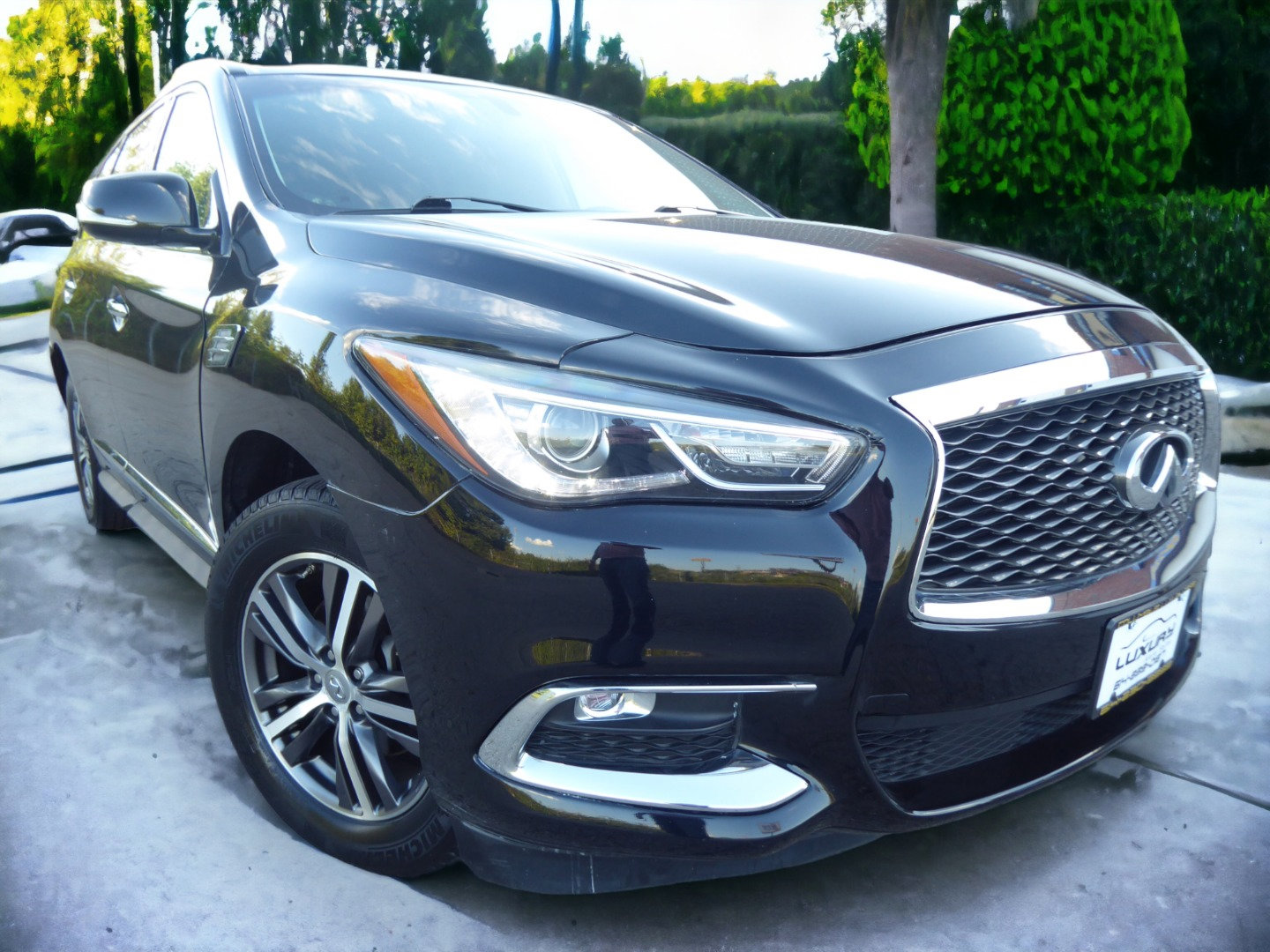 Used 2017 INFINITI QX60 Luxe