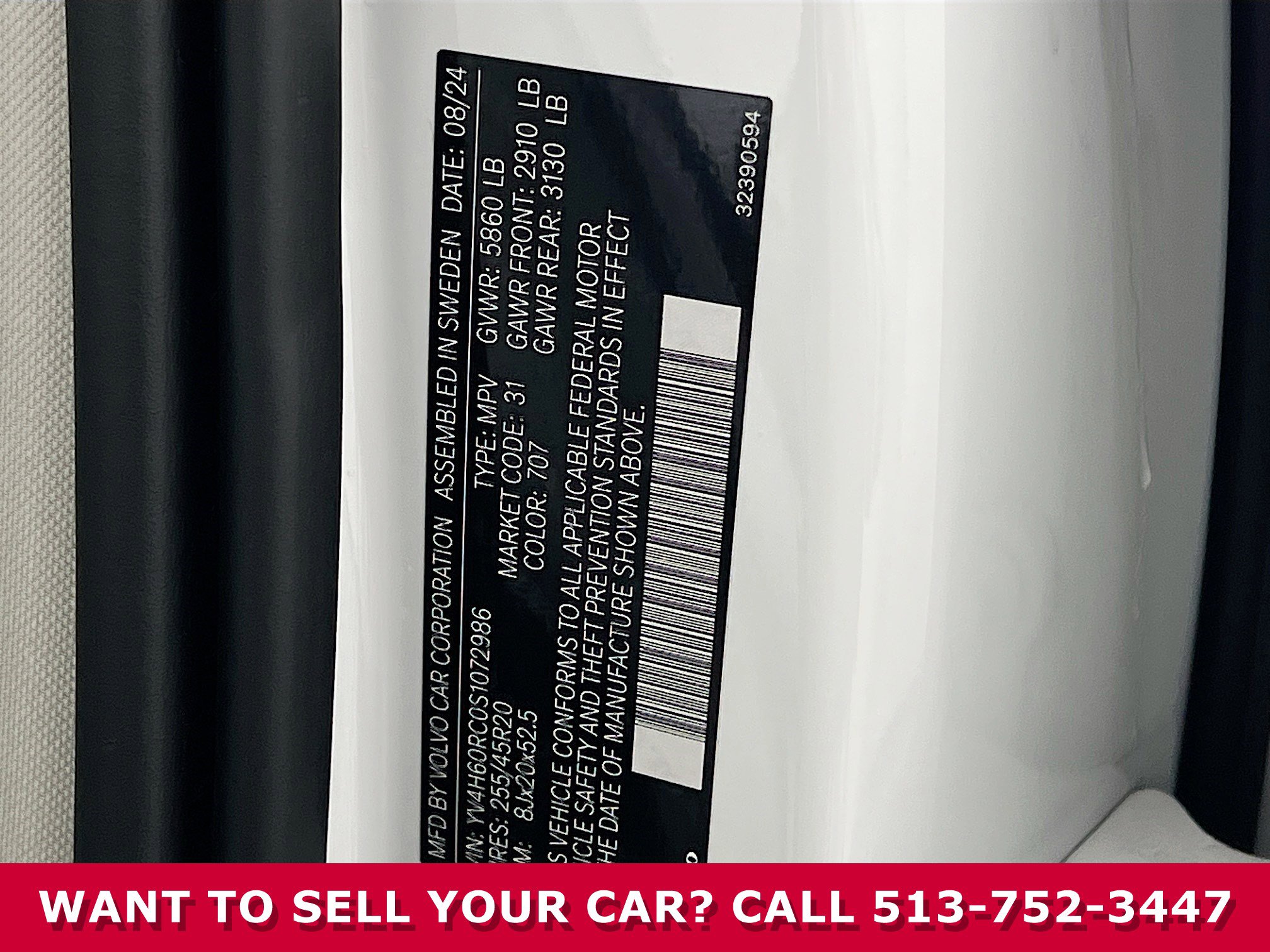 Used 2025 Volvo XC60 T8 Plus w/ Protection Package Premier image 36