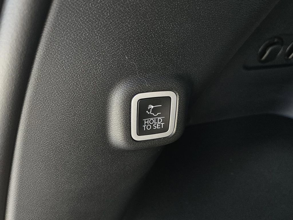 New 2026 Jeep Cherokee Limited image 10