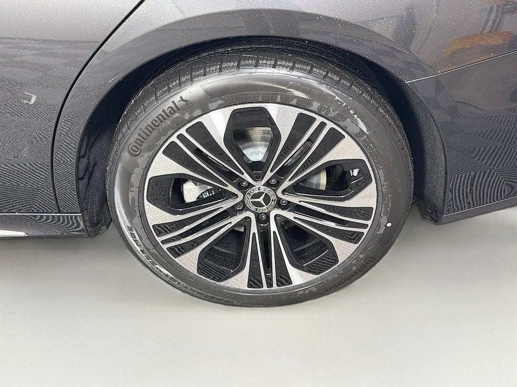 New 2026 Mercedes-Benz E 350 4MATIC Sedan image 33