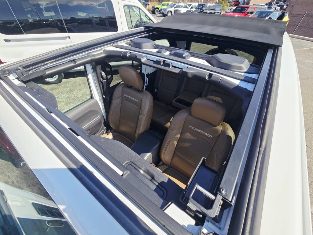 Used 2021 Jeep Wrangler Unlimited Rubicon 4xe w/ Steel Bumper Group image 10