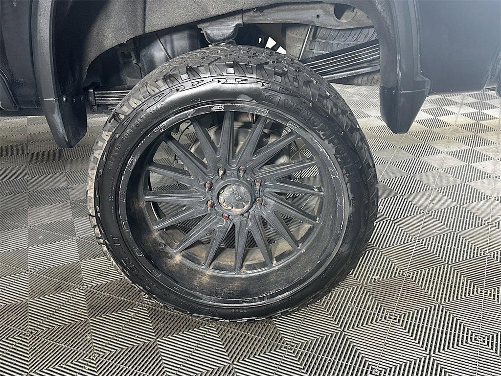 Used 2020 Chevrolet Silverado 2500 LTZ w/ LTZ Premium Package image 34