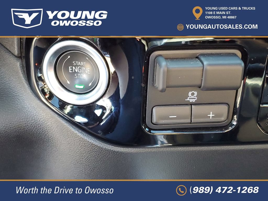Certified 2025 Chevrolet Silverado 1500 High Country w/ High Country Premium Package AWD/4WD image 17