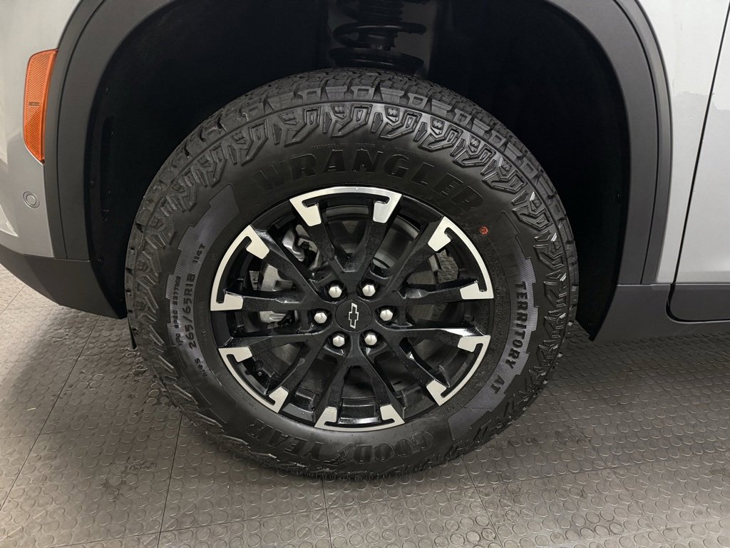 New 2026 Chevrolet Traverse Z71 w/ Enhanced Driving Package image 11