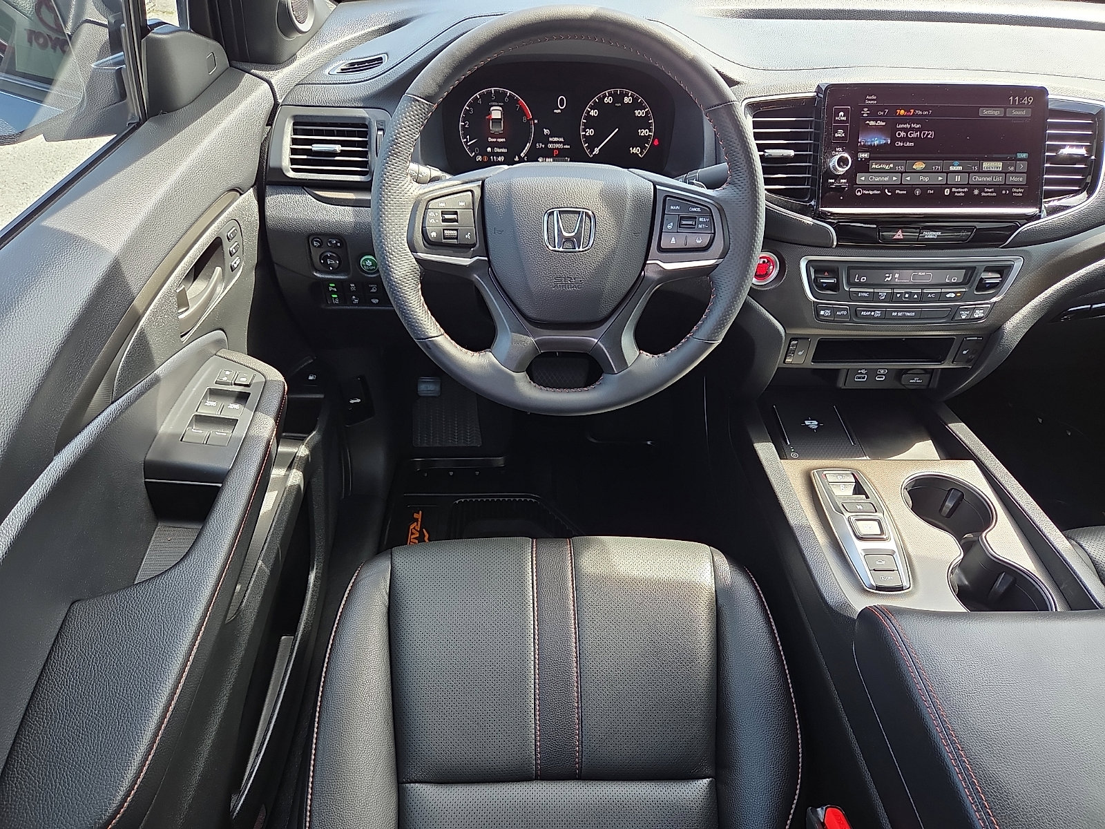 Used 2025 Honda Ridgeline TrailSport+ image 11