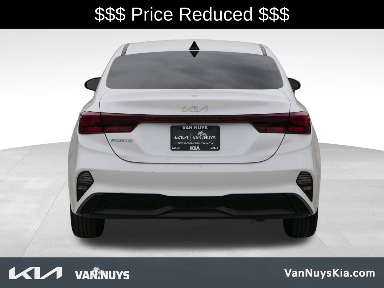 Used 2023 Kia Forte LXS image 4