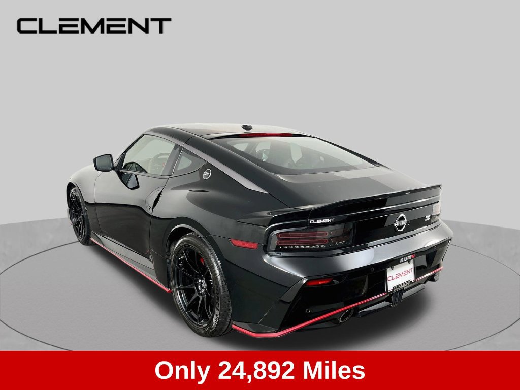 Used 2024 Nissan Z NISMO w/ Floor Mat Package RWD image 8