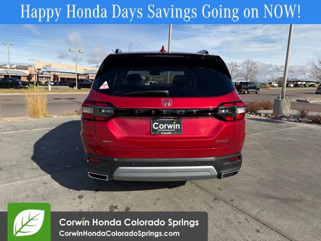 New 2025 Honda Pilot Touring image 8