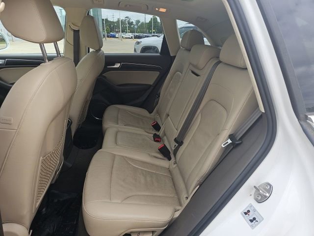 Used 2017 Audi Q5 2.0T Premium Plus w/ Technology Package image 25